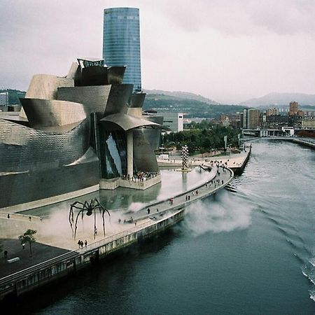 Modern Bilbao Apartment Barakaldo Bagian luar foto
