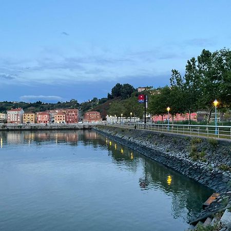 Modern Bilbao Apartment Barakaldo Bagian luar foto