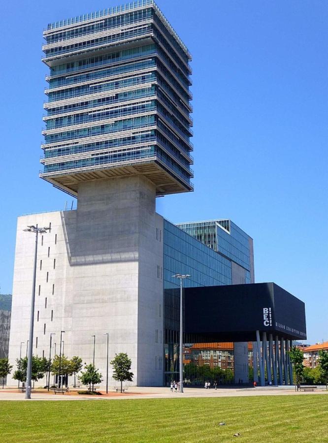 Modern Bilbao Apartment Barakaldo Bagian luar foto