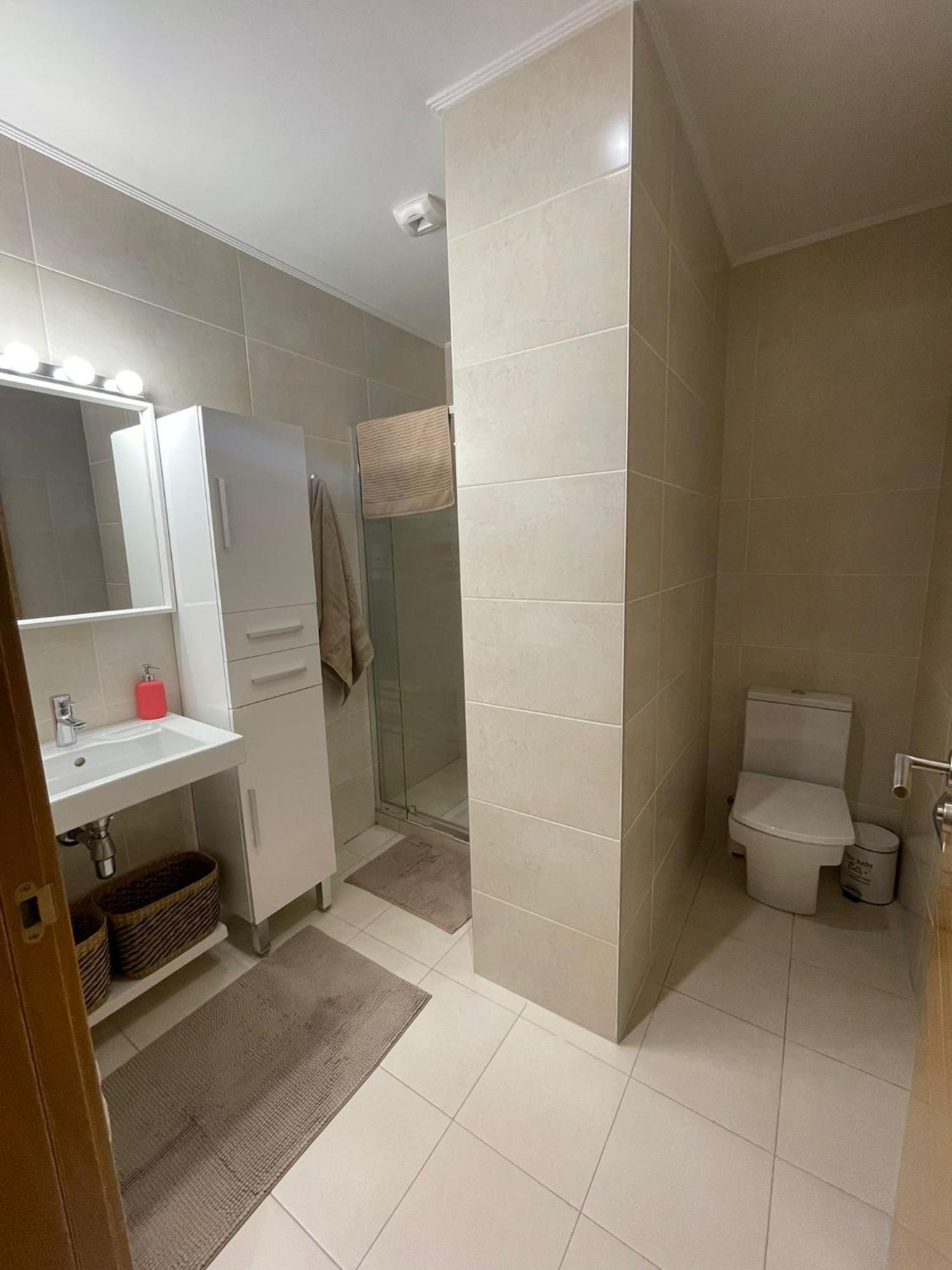 Modern Bilbao Apartment Barakaldo Bagian luar foto