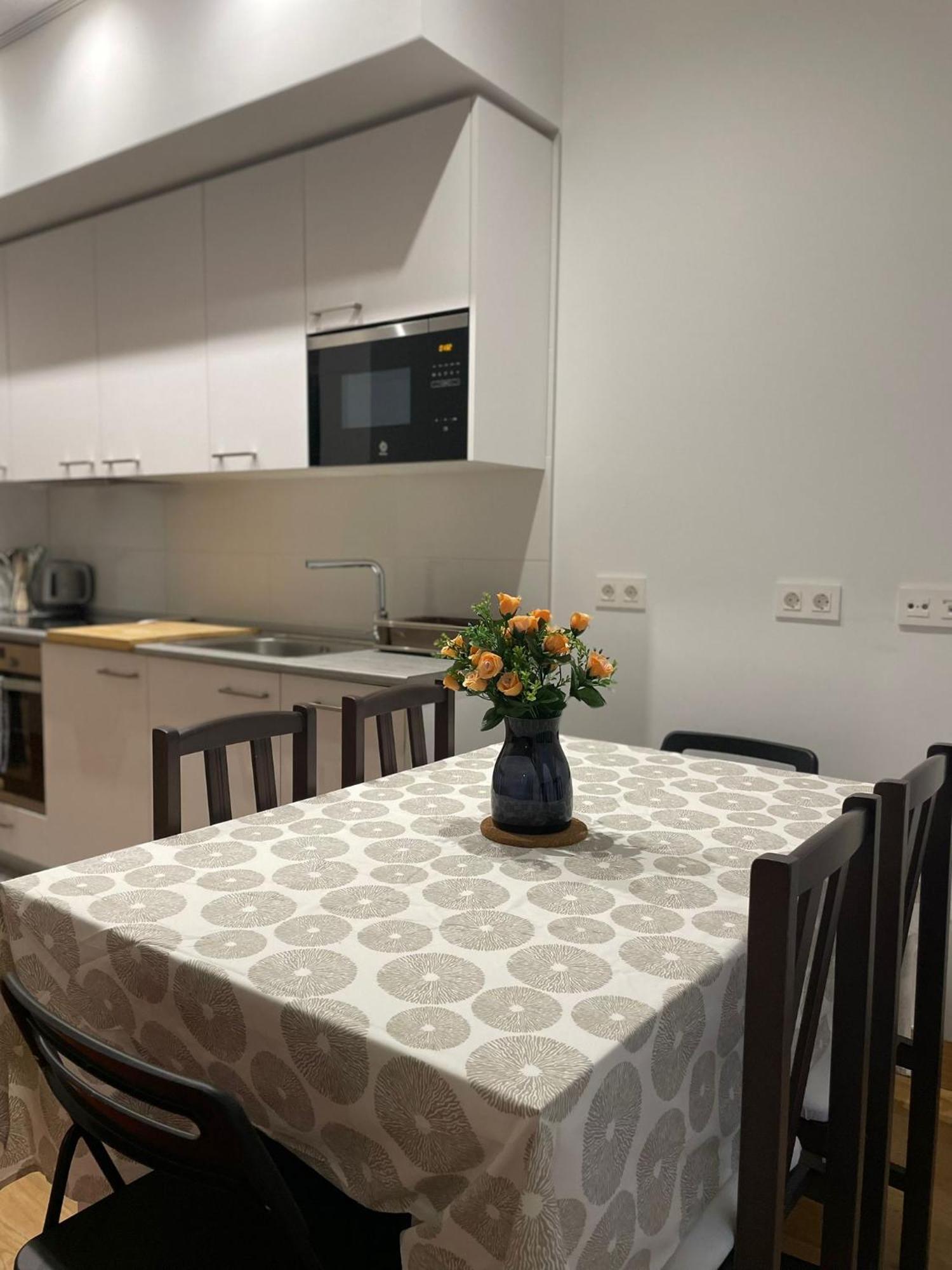 Modern Bilbao Apartment Barakaldo Bagian luar foto