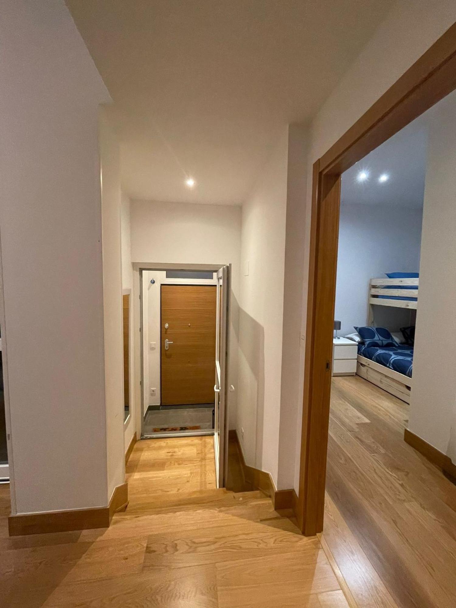 Modern Bilbao Apartment Barakaldo Bagian luar foto