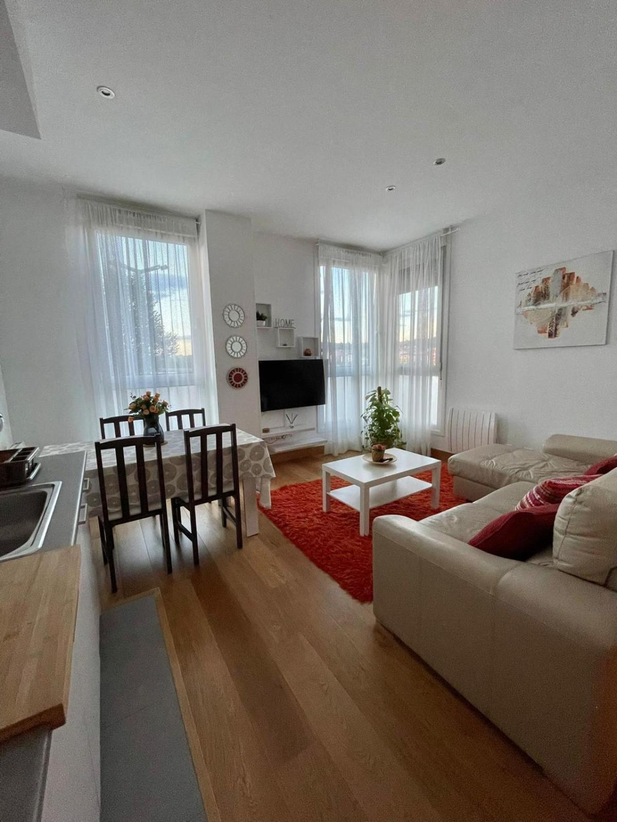 Modern Bilbao Apartment Barakaldo Bagian luar foto